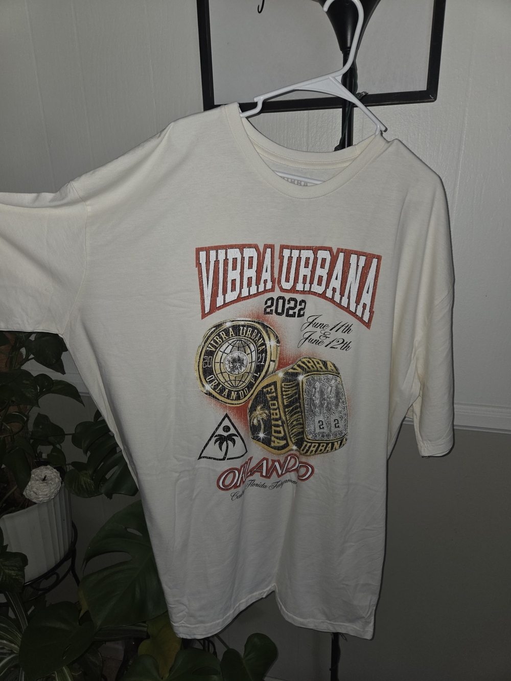 Vibra Urbana 2022 Festival Graphic Short Sleeve Tee